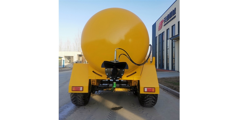 16方液態(tài)肥撒肥機