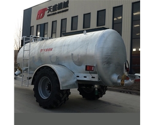 大型液態(tài)有機(jī)肥撒肥機(jī)