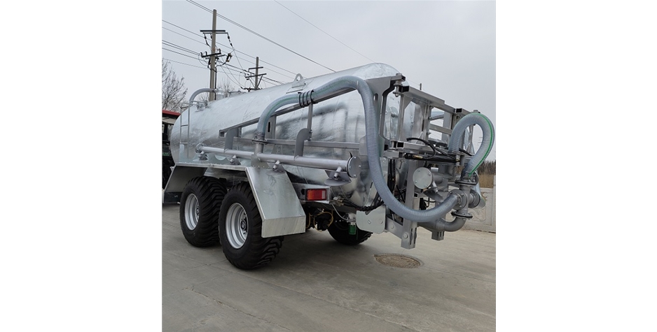 16方液態(tài)肥撒糞機