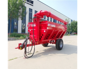 3方高炮運糧加肥機