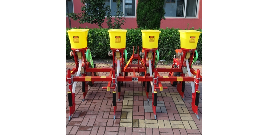 4行玉米播種機(jī)
